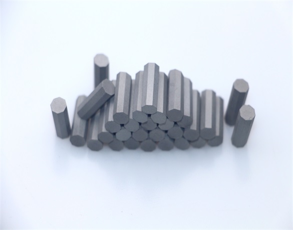 Tungsten carbide octagonal button