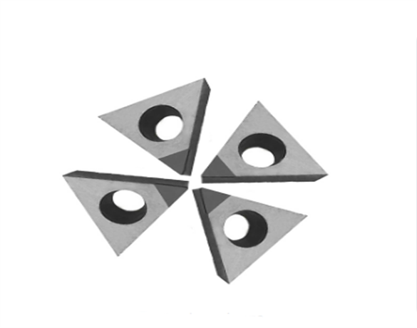 Tungsten carbide cutting blade